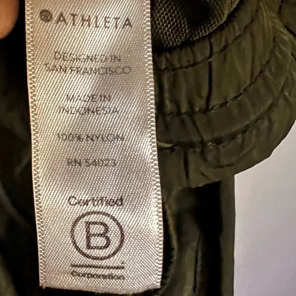 Athleta Expedition Jogger Tuscan Olive Green Size 4 - Picture 10 of 10